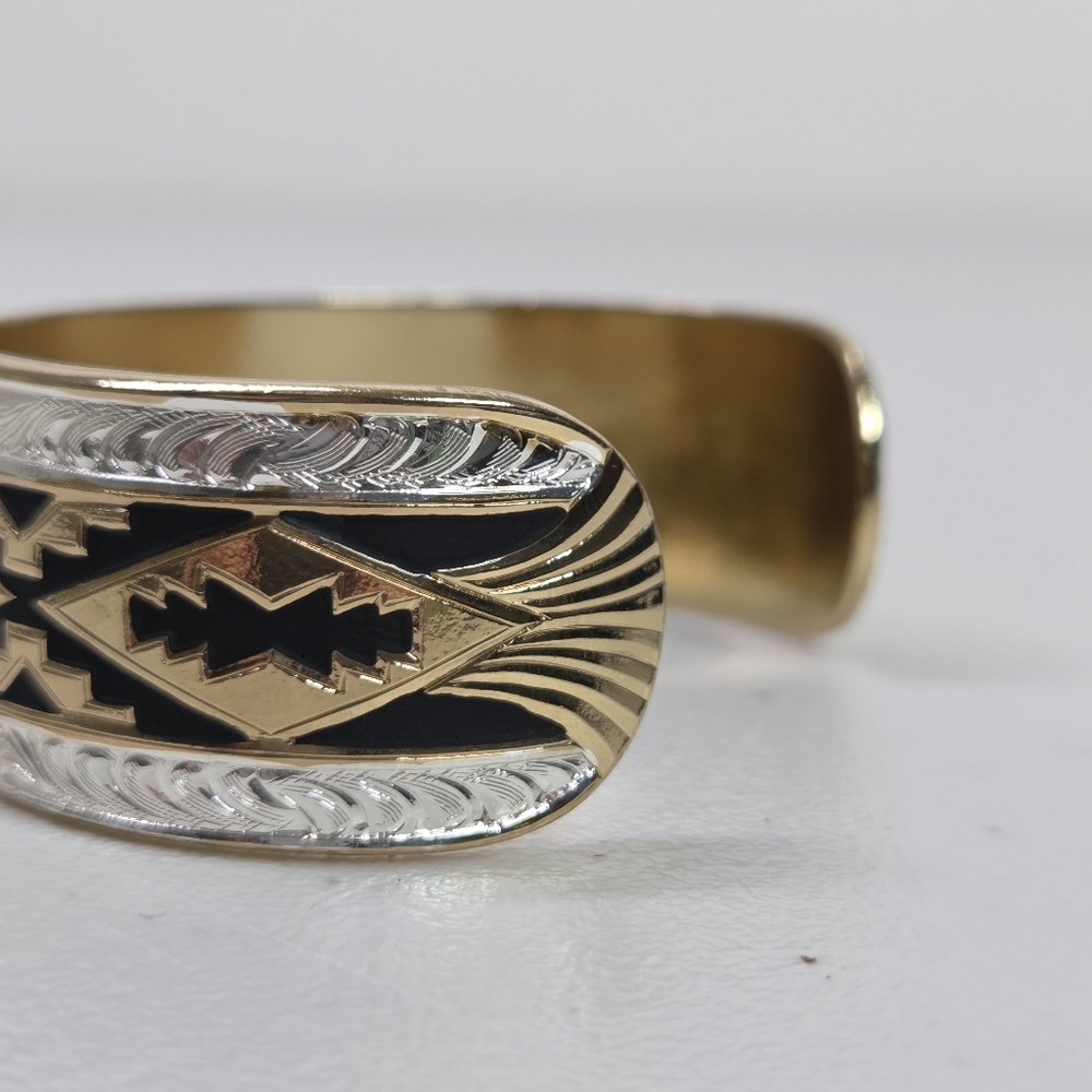 Montana Silversmiths Silver/ Gold Aztec Southwestern Wide Cuff Bracelet Cuff - Picture 4 of 16